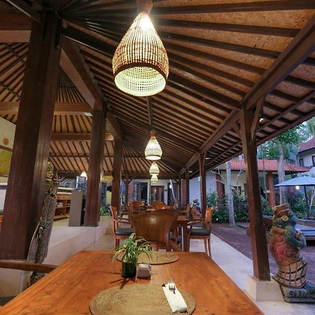 Artini Bisma Ubud Hotel Buitenkant foto
